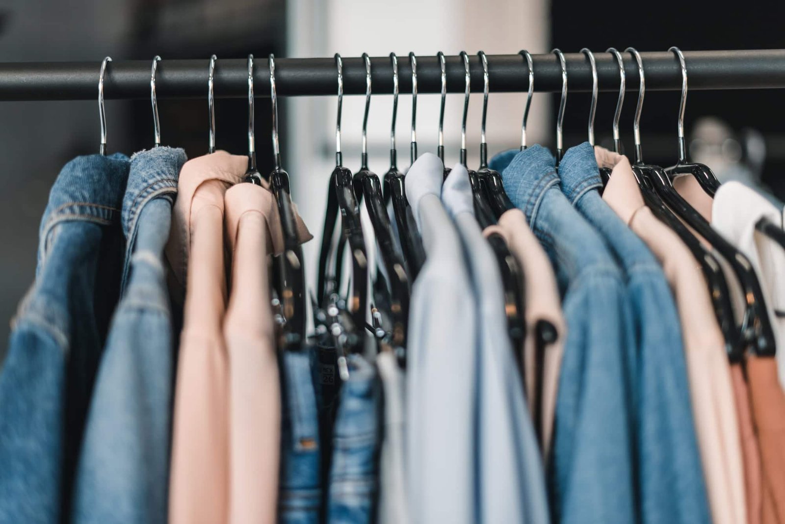 How To Get Free Clothes: 7 Companies that Give Free Clothes